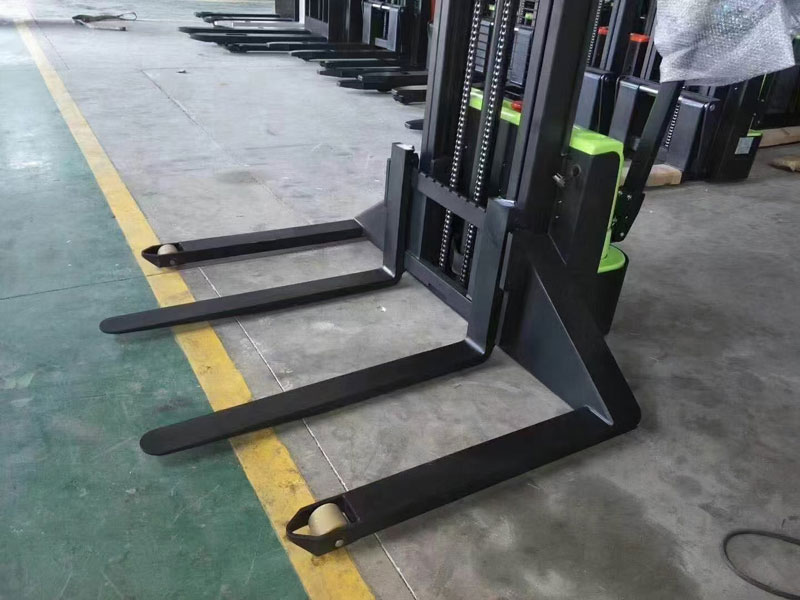 電動叉車的好處 - 揚(yáng)子叉車